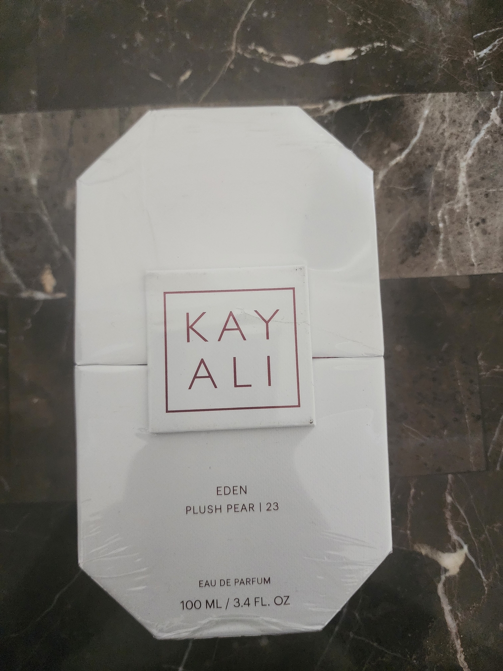 Kayali Eden Plush Pear 23 Eau de Parfum - White New